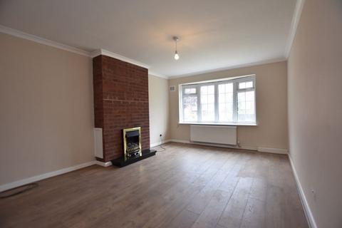 3 bedroom semi-detached house to rent, Bembridge Court, Nottingham