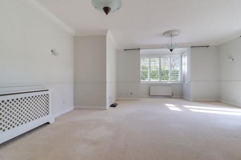 2, Woodleigh Mansions Larch Avenue, Ascot, SL5 0AW