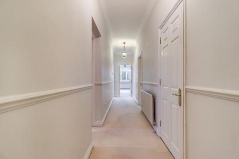2, Woodleigh Mansions Larch Avenue, Ascot, SL5 0AW