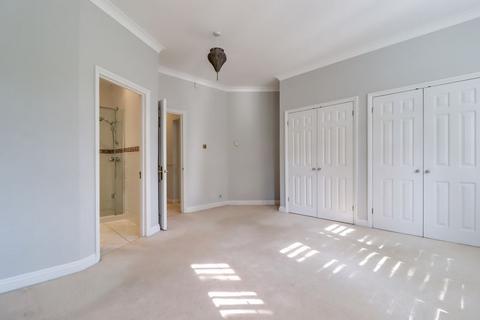 2, Woodleigh Mansions Larch Avenue, Ascot, SL5 0AW