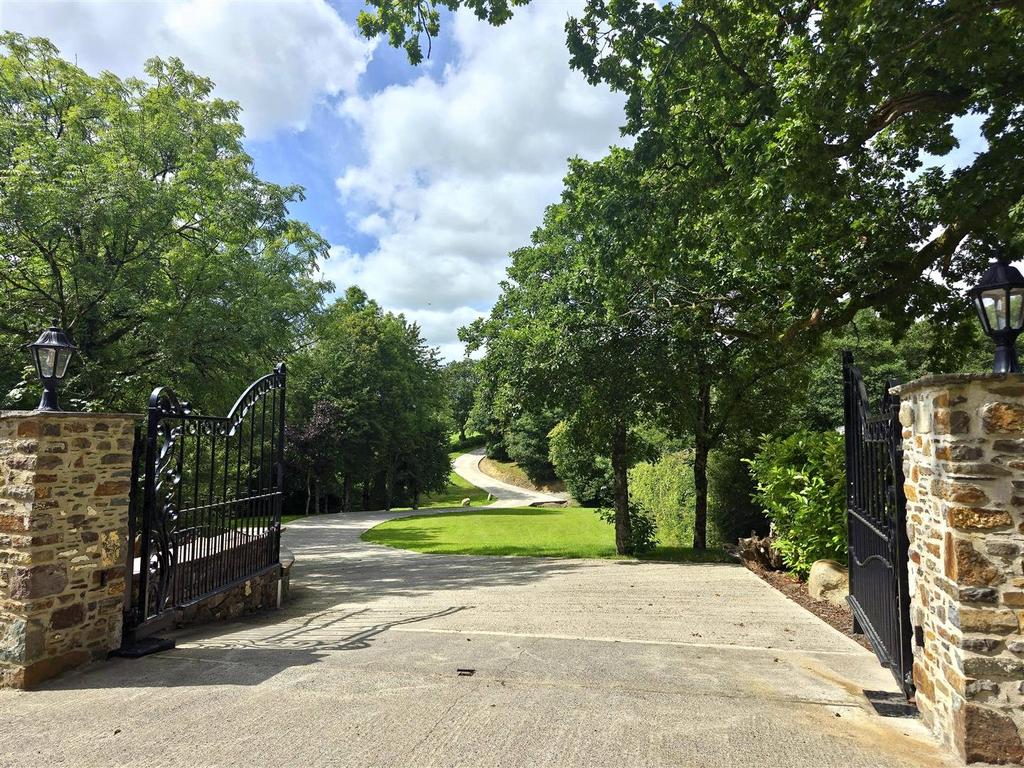 Entrance Gates