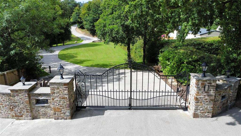 Entrance Gates