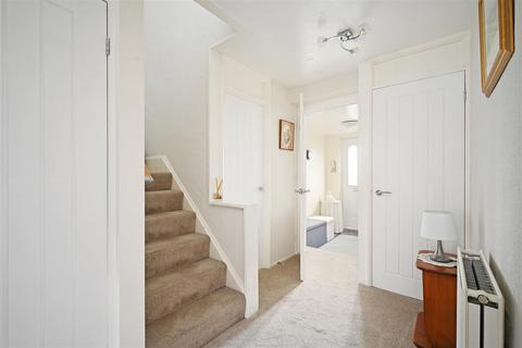 126 Lingfoot Crescent, Sheffield, S8 8DB