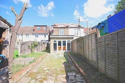 4 bedroom semi-detached house to rent, THURLBY ROAD, WEMBLEY