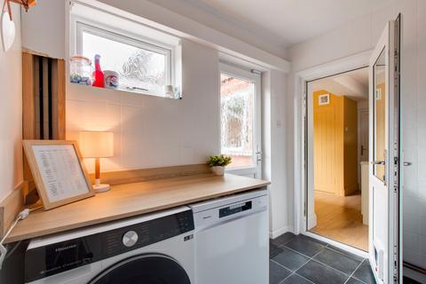 15 Mayfair, Stourbridge, DY9 0XE