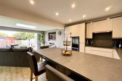 14 Coalbrook Road, Sheffield, S13 9XU