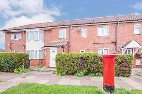 2 bedroom terraced house to rent, Beech Court, York YO24