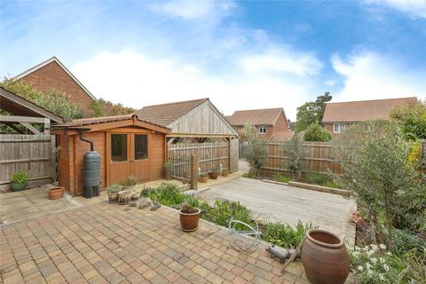 11 Ightham Close, Longfield, DA3 7AW