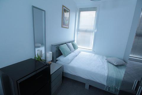 1 bedroom in a house share to rent, 90 Portland Street, Lincoln, Lincolnshire, LN5 7LB, United Kingdom