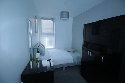 1 bedroom in a house share to rent, 90 Portland Street, Lincoln, Lincolnshire, LN5 7LB, United Kingdom