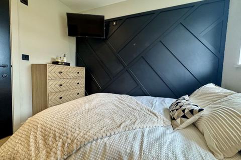 6 bedroom house share to rent, Nottingham NG5