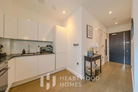 Flat 43 Abbott House, Abbey View Everard Close, St Albans, AL1 2BZ