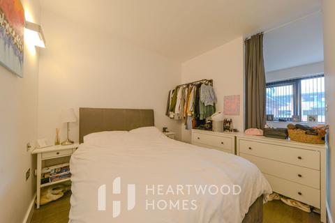 Flat 43 Abbott House, Abbey View Everard Close, St Albans, AL1 2BZ