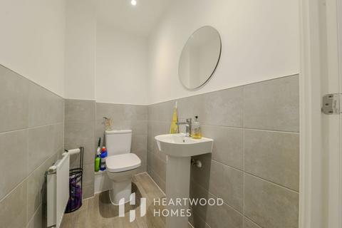 19 Eagle Way, St Albans, AL4 0LH