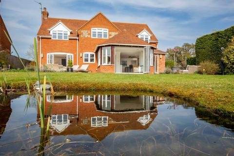 5 bedroom detached house for sale, Aylesbury HP17