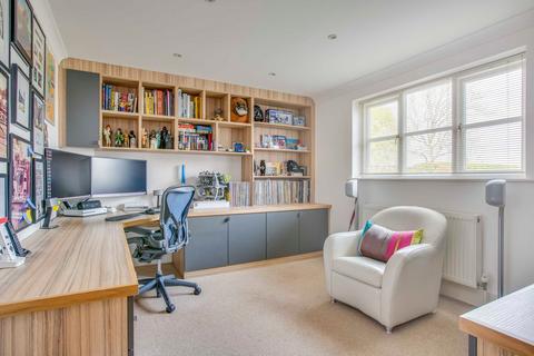 5 bedroom detached house for sale, Bishopstone, Buckinghamshire HP17