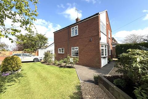 4 bedroom detached house for sale, Wolseley Road, Rugeley