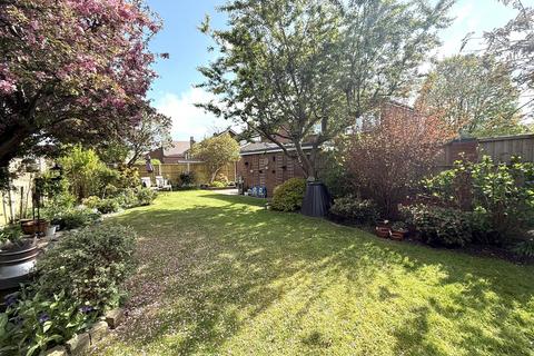 4 bedroom detached house for sale, Wolseley Road, Rugeley