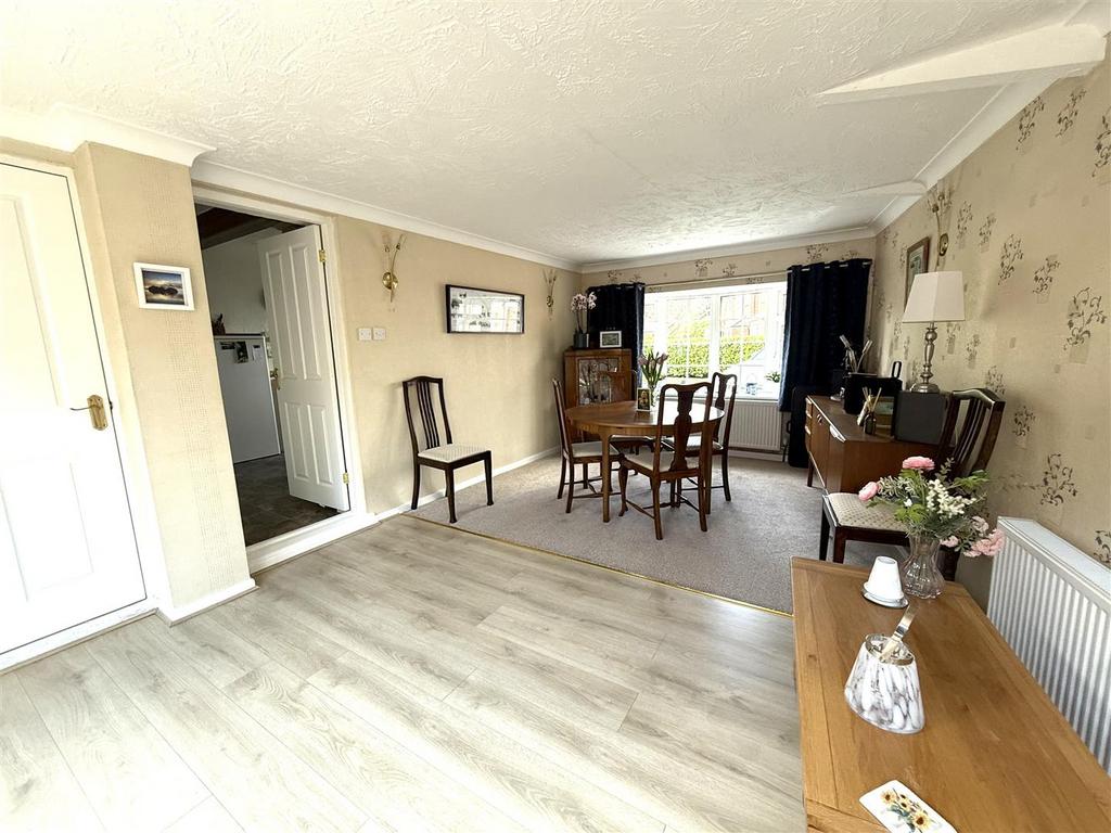 138 wols dining.jpeg