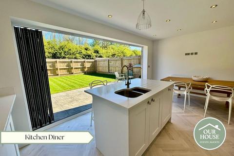 3 bedroom detached house for sale, Strickland Drive, Hornsea