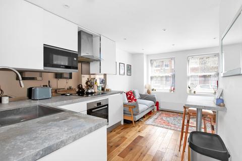 13 Oakbury Road, London, SW6 2NN