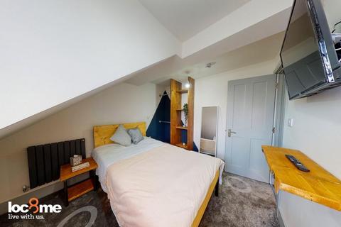 3 bedroom flat to rent, Carlyle Road, Birmingham B16