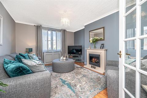 14 Haig Crescent, Dunfermline, KY12 0BD