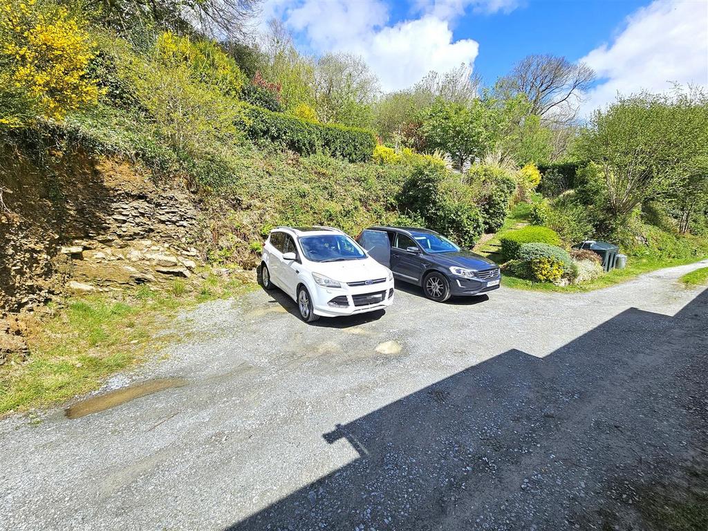 Off Road Parking.jpg