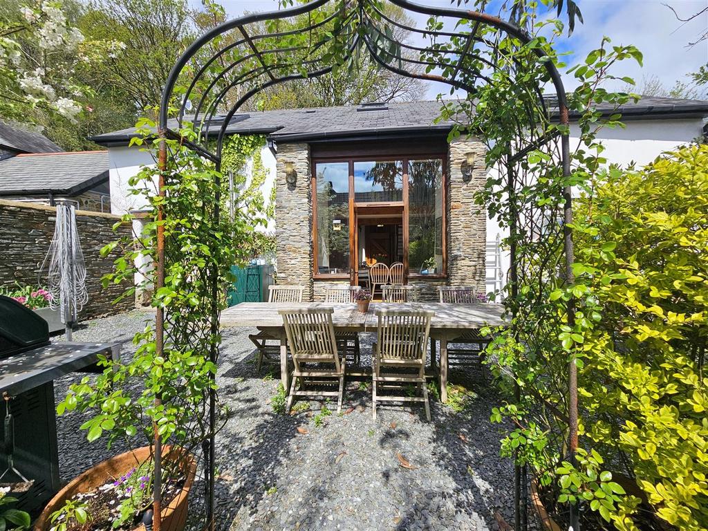 Rear Garden.jpg