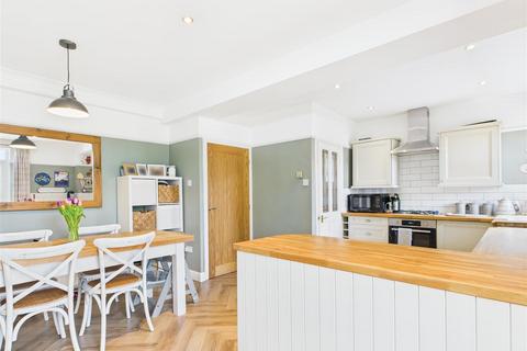 16 Park Grove, Norton, Malton, YO17 9ED