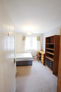 4 bedroom house share to rent, Vanbrugh Lane, Bristol BS16