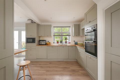 22 Baddlesmere Road, Whitstable, CT5 2LD