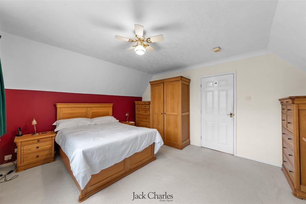 239 Hadlow Road  -23.jpg