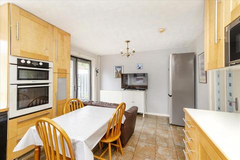 19 Glen View Road, Gorebridge, EH23 4BN