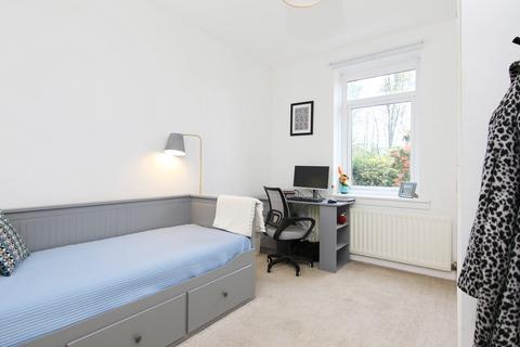 29/1 Loganlea Drive, Edinburgh, EH7 6LS