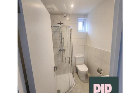 1 bedroom in a house share to rent, Bath Road, Bristol BS4