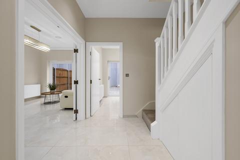 5 bedroom end of terrace house for sale, Priory Grove, Salford, M7