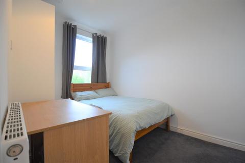 4 bedroom terraced house to rent, Winnie Road, Selly Oak, Birmingham B29
