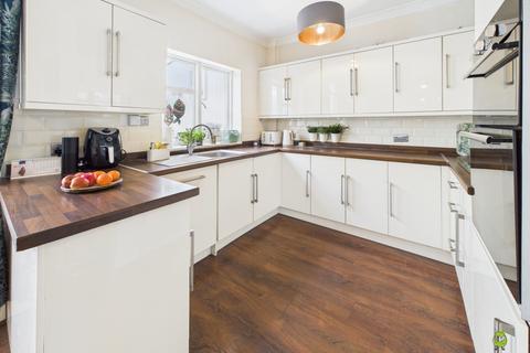 51 Ethronvi Road, Bexleyheath, DA7 4AU