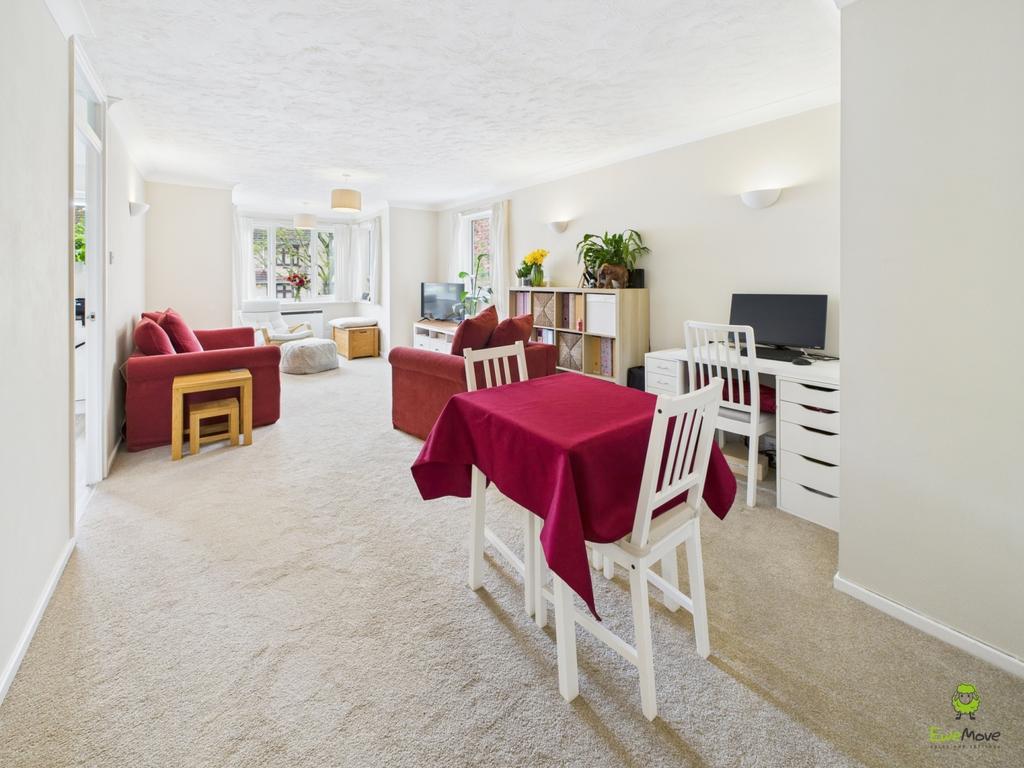 Pinecroft Court Available For Sale With Clinton Cr
