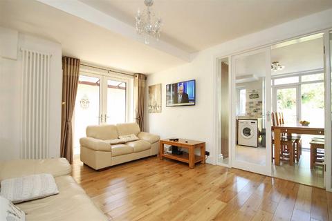 3 bedroom semi-detached house for sale, Bloomsbury Lane, Timperley