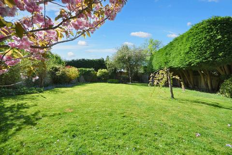 4 bedroom detached house for sale, Main Road, Bredon, Tewkesbury, Gloucestershire