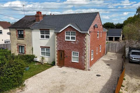 4 bedroom semi-detached house for sale, Elmgrove Road West, Hardwicke, Gloucester