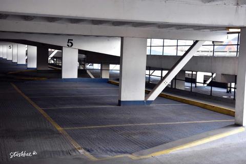 undefined, Lowgate, Hull HU1
