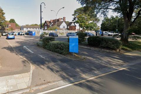 undefined, The Horseshoe, Banstead SM7