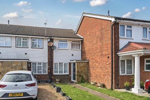 undefined, Savoy Avenue, Hayes, UB3