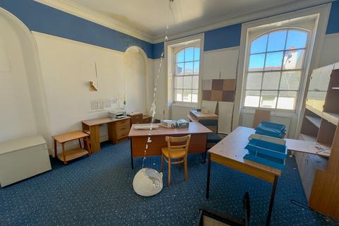 Property for sale, 17 Mona Street, Amlwch, Isle of Anglesey LL68 9AN