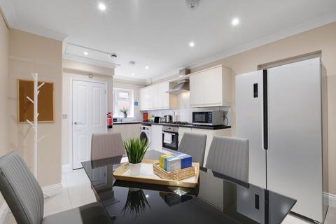 undefined, Brightside Avenue, Staines-upon-Thames
