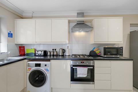 undefined, Brightside Avenue, Staines-upon-Thames