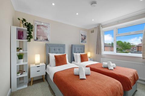 undefined, Brightside Avenue, Staines-upon-Thames